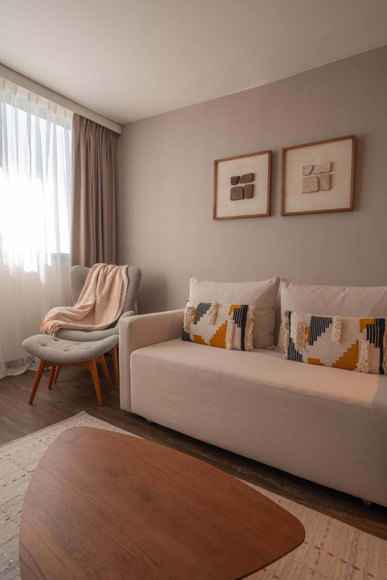 Frontier Hotel 4*